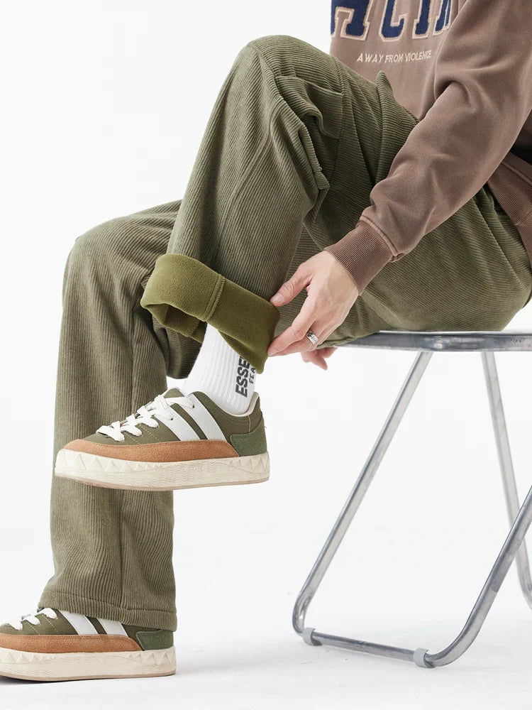 Carlsbad Cordhose mit Fleecefutter